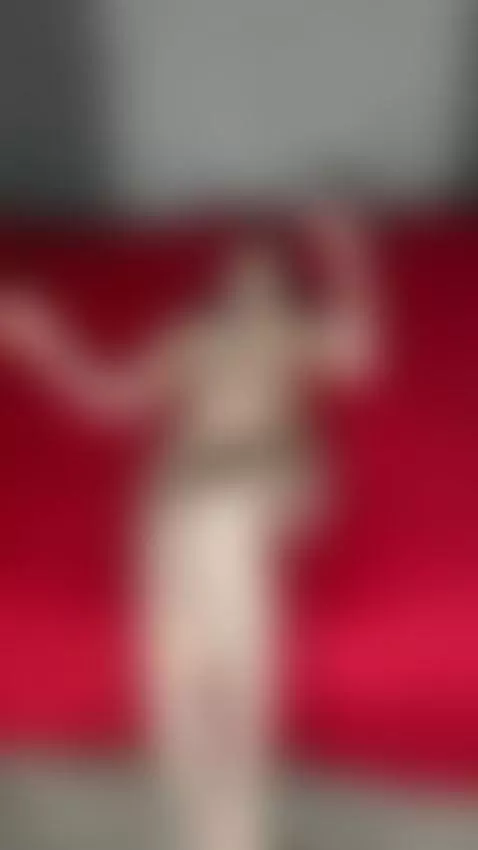 I melt deeper into the glow 💋💫 by marim00n