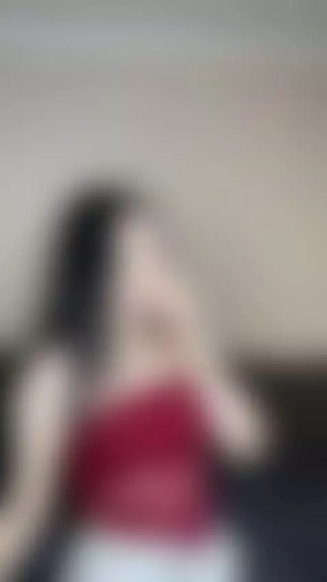 I move where the light feels sweetest 💋💫 by marim00n