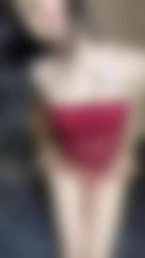 You like slow teases or fast ones? Asking for science 🧪💋 by marim00n