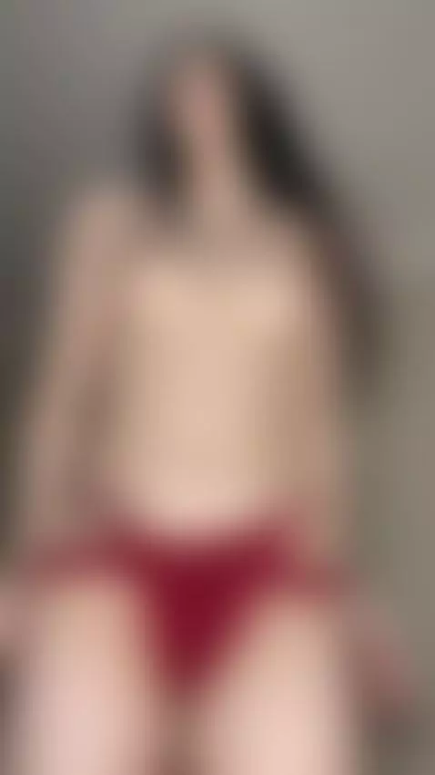 I move like I’m shaping the light 💋💫 by marim00n