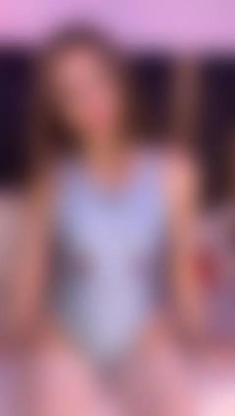 mm love kiss me <3 by rapuncelcute