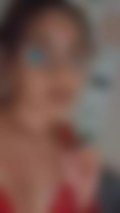 If you’re curious, say it.🤭🤭 by rebecablack