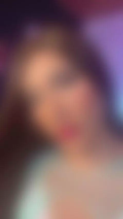 I want to back to my brown hair 🥲 by nia-moon