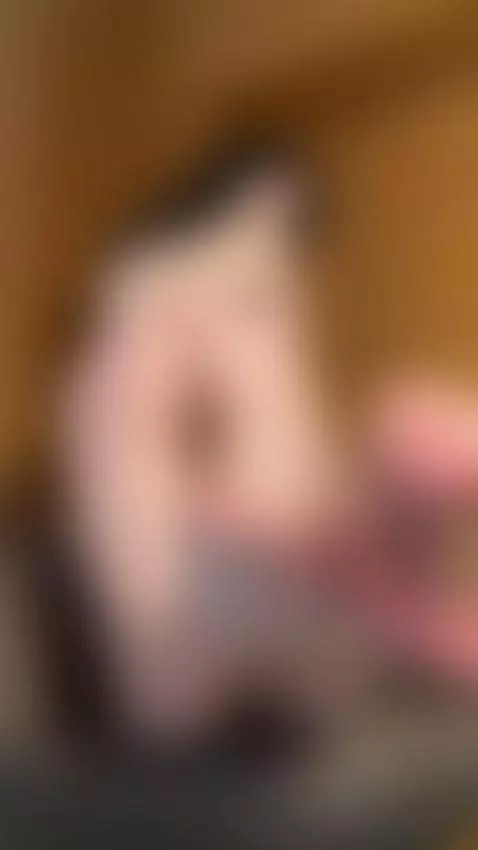 I breathe until the room feels alive 💦🩶 by lustyloona