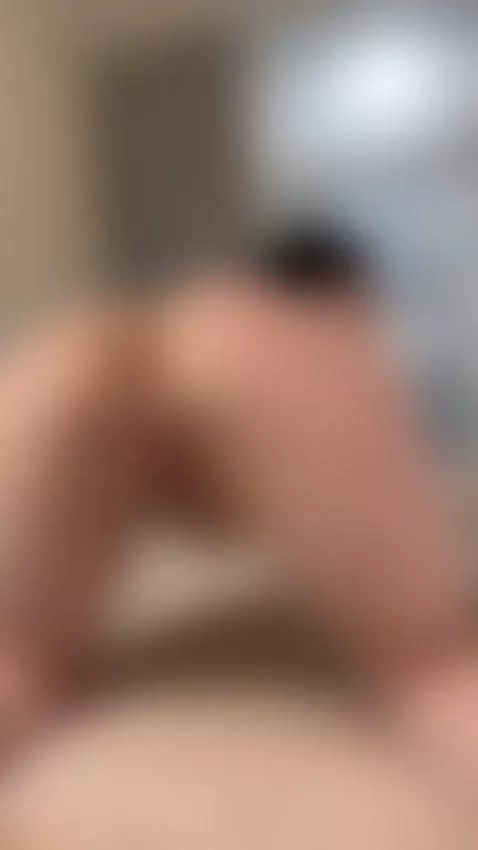 Shadows drift beneath the arch of my back 💋💫 by lustyloona