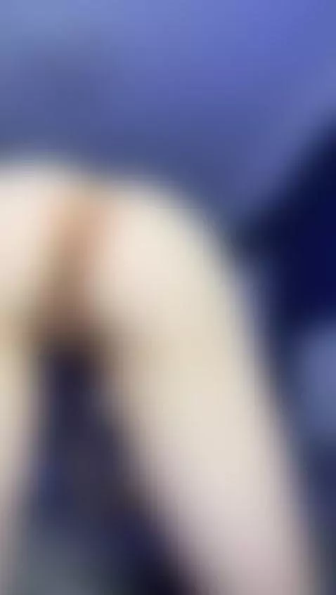 I move to the rhythm of craving 💦🔥 by lustyloona