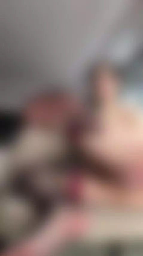 Shadows wander softly across my curves 😈💧 by lustyloona