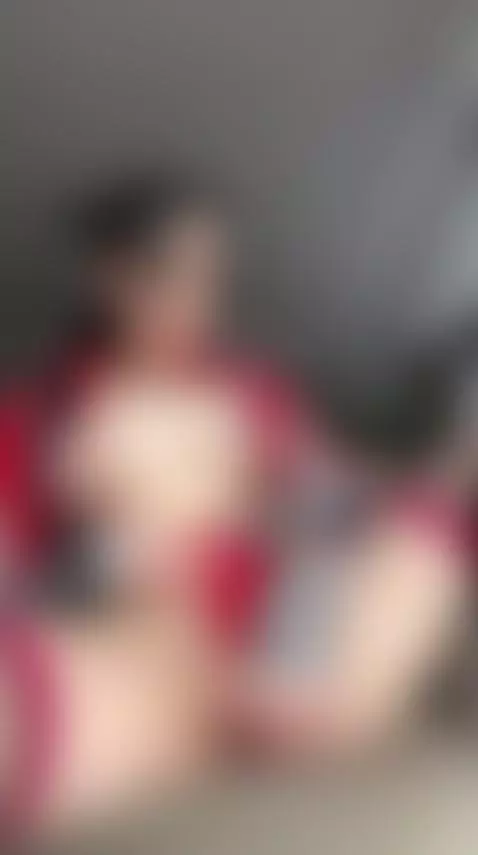 So wet I glow 💦😈 by lustyloona