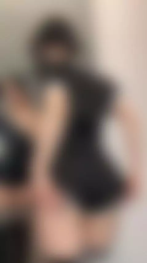 My skin warms in smooth, steady waves 😏🔥 by lustyloona