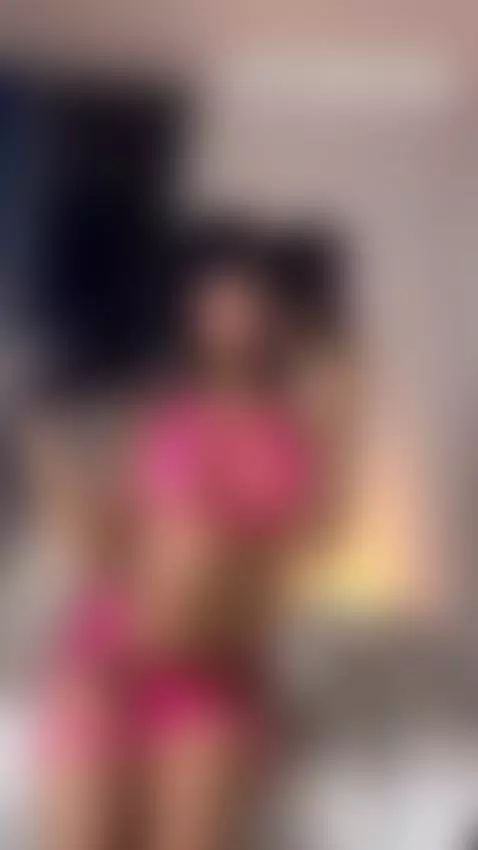 I dare you to join my room… let’s see if you can handle me by auroraa-x1