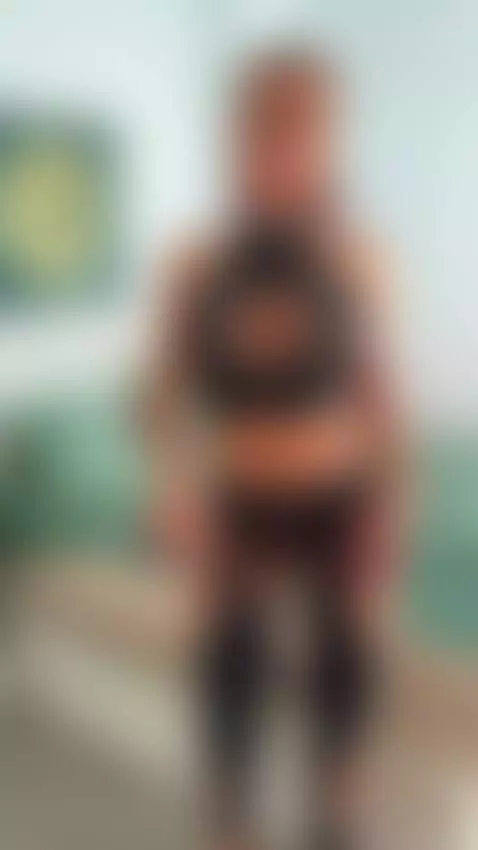 Look your mistress in the eyes!👸🏻 by starmikimars