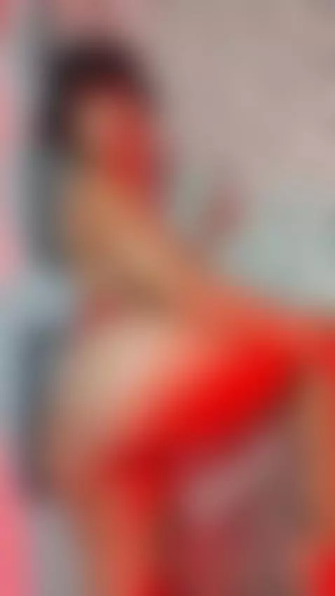 Be welcome to my room!! Don`t forget add me to fav❤️ by evamonroes