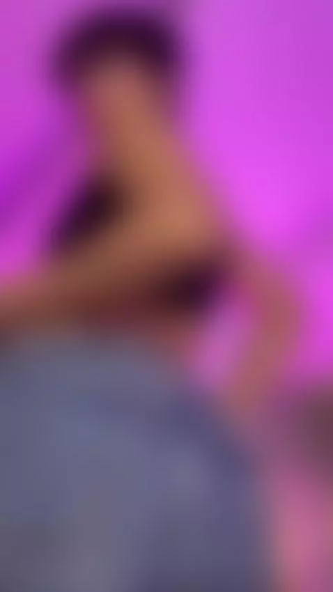 Don't get so close... or yes 😏🔥 by evamonroes