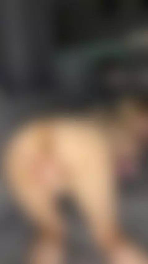 Deep pink blonde pussy lips swollen & begging fingers 👅 Join... by ameyamamoto