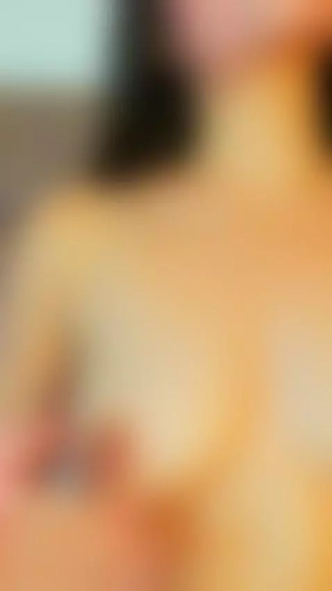 massage the my tits by miajacksonn1
