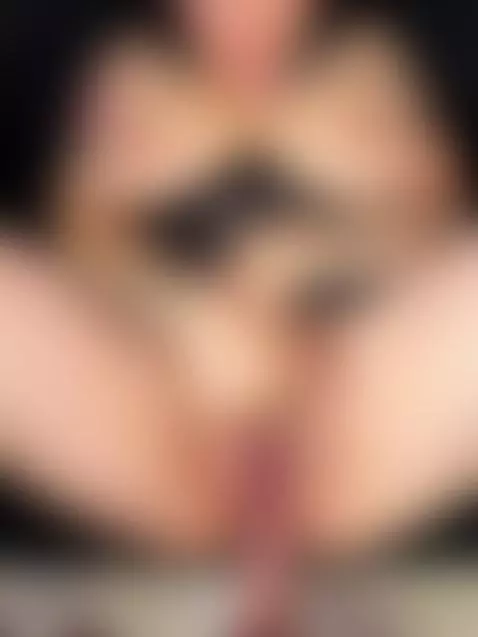 me encanta su risa y ver como sale  mi leche de ella 🥵 by xandreswilchesx