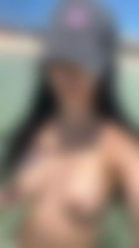 wet tittiessss💦 by ninabl