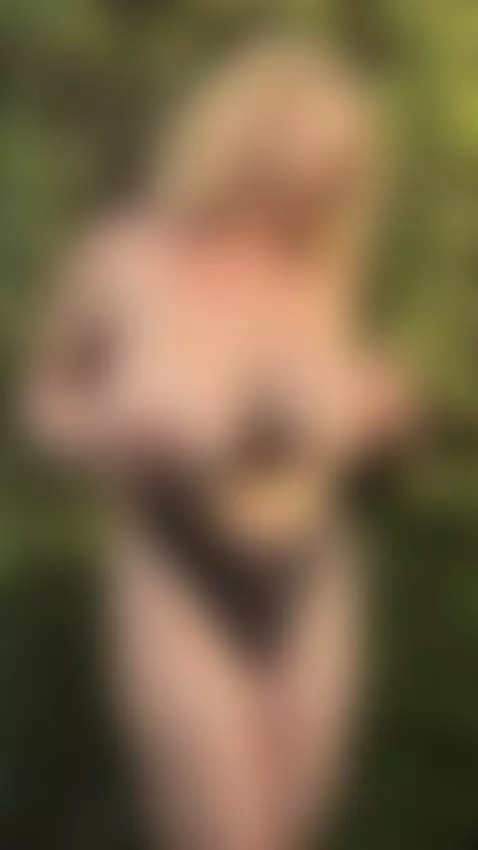 I didn’t say a word, and still got your full attention 😏🔥 by hollygarner