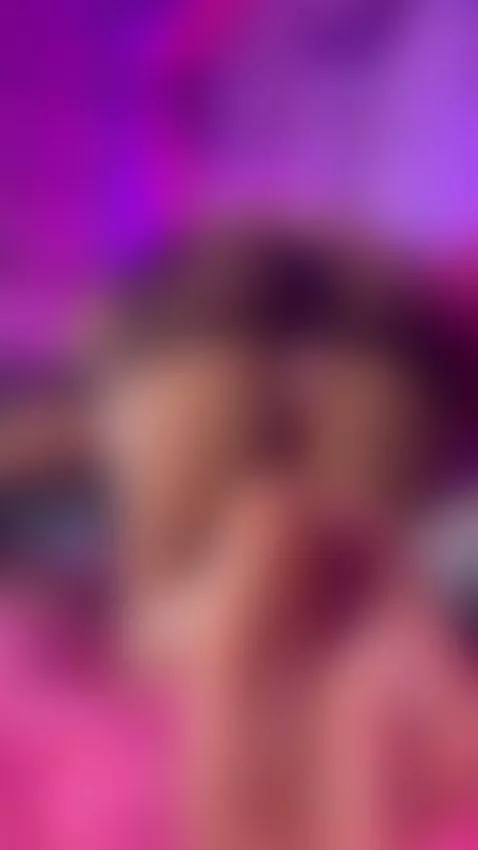 did u ever this delicious view? 😈🔥 by serena-fey