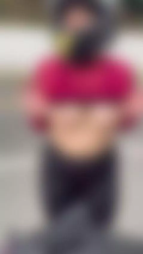 hey im outside by justmariee