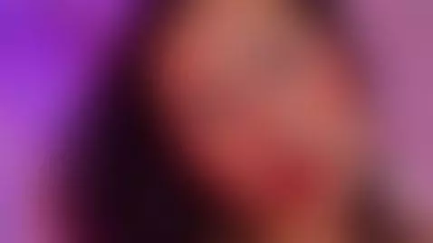 Red lips. Soft skin. Sweet smile… 😏💄 by hanna-naoo