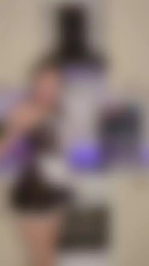 Just tryin to be your favorite girl by princesskiss