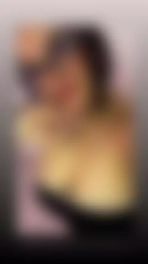 I'm online Visit me🔥 by karol-priston