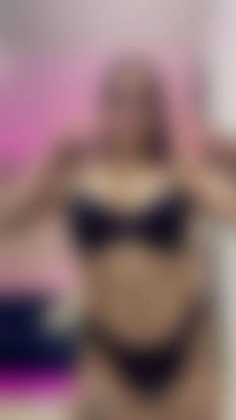 show live- https://es.stripchat.com/karol_priston by karol-priston