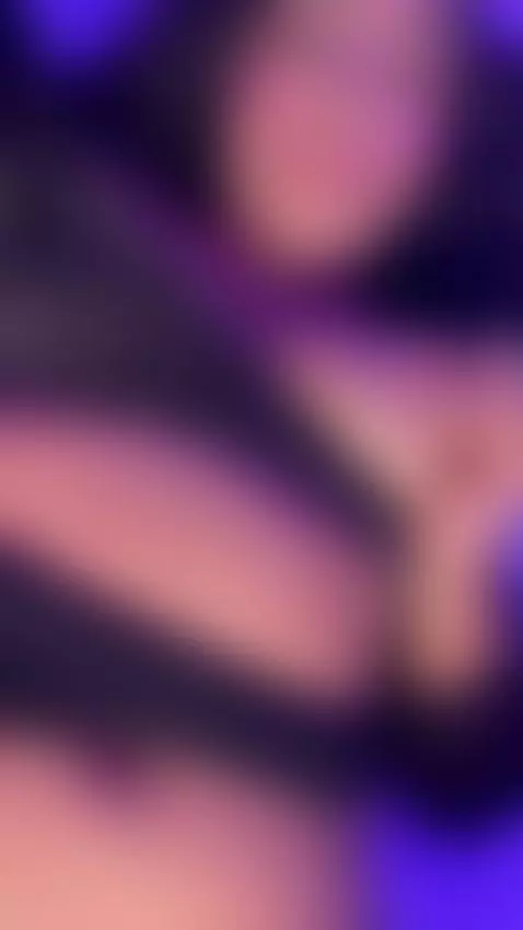 que rico tocarme 🤭 by sarajonesx