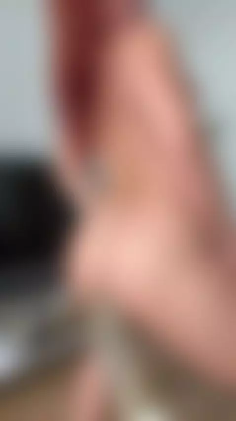 Should I wiggle it a bit more? 😏 by clemenceaudiard