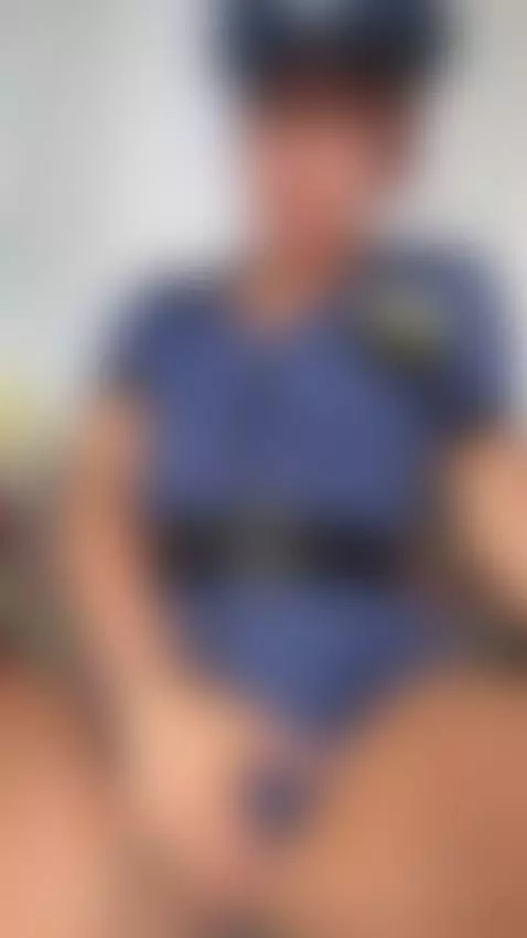 Keeping things under control 😈 by clemenceaudiard