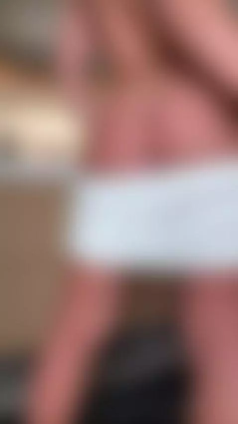 Can you see how round and perfect my bare ass is after remov... by clemenceaudiard