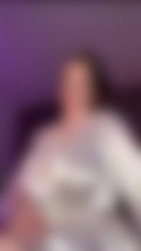 One click and we’re finally alone. Waiting for your message ... by lunakitt1e