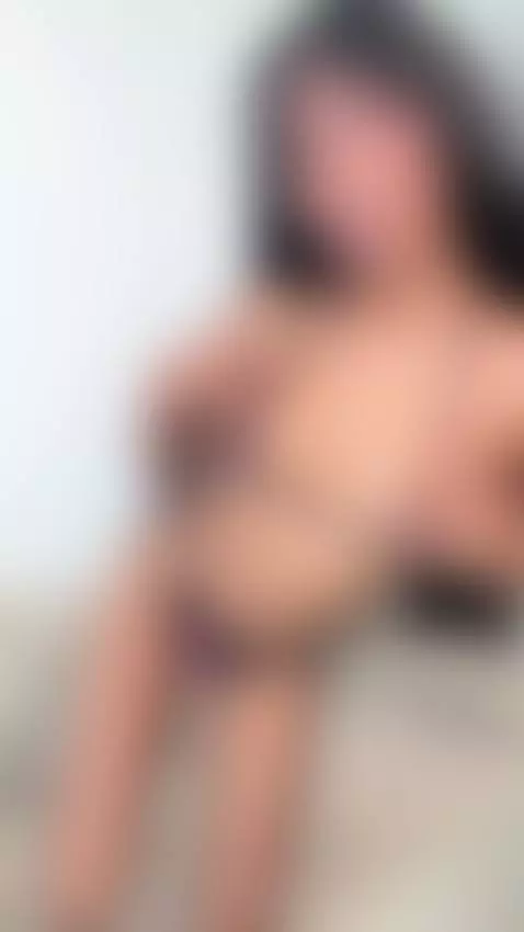 This hottie slut wants to be your little whore by camibabyyy