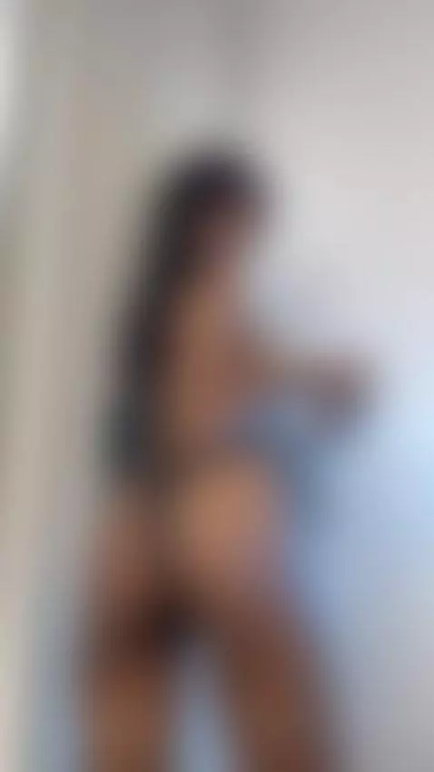 This hottie slut wants to be your little whore by camibabyyy