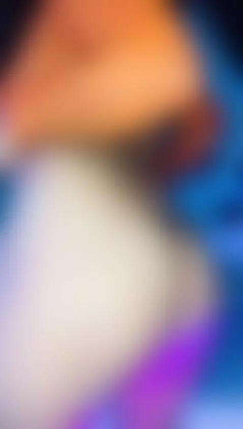 We play ?? 🍊 by melanikiim