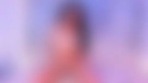 "Estoy lista para cumplir tus fantasías... pero primero, cué... by rosalynrose