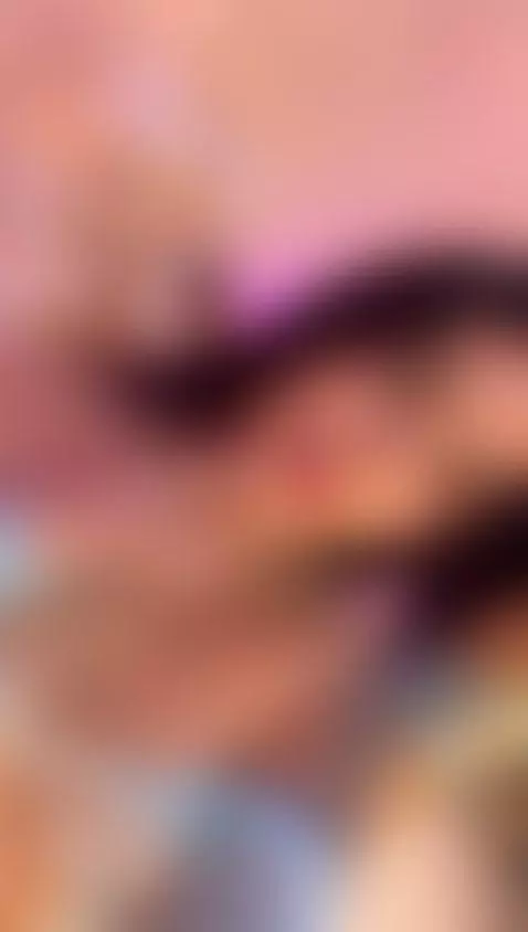 Online now!!! My hot body wants to feel  you now!!!💋🤤💕🔥 by curvyandthickk