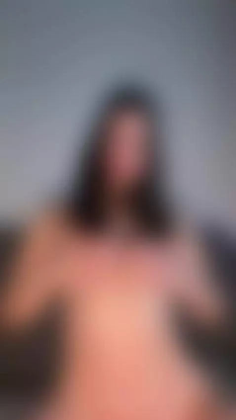 I want to feel you closer… only happens on OnlyFans 💋 by emiiiaaa