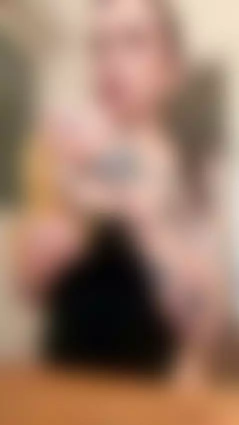 I'm not for every screen 📵🖤
I'm for OnlyFans by namikoo