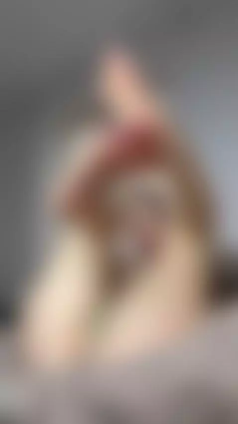 I know what you like 👣😏
More — OnlyFans by namikoo