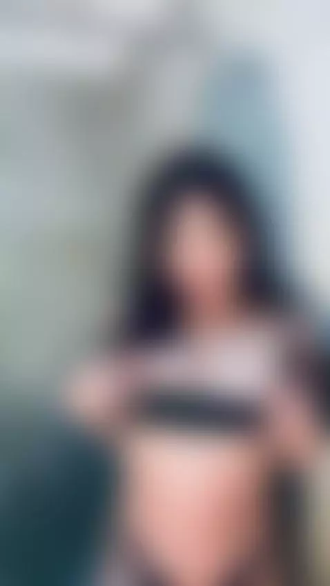 Hello 🫦 by karol-rossee