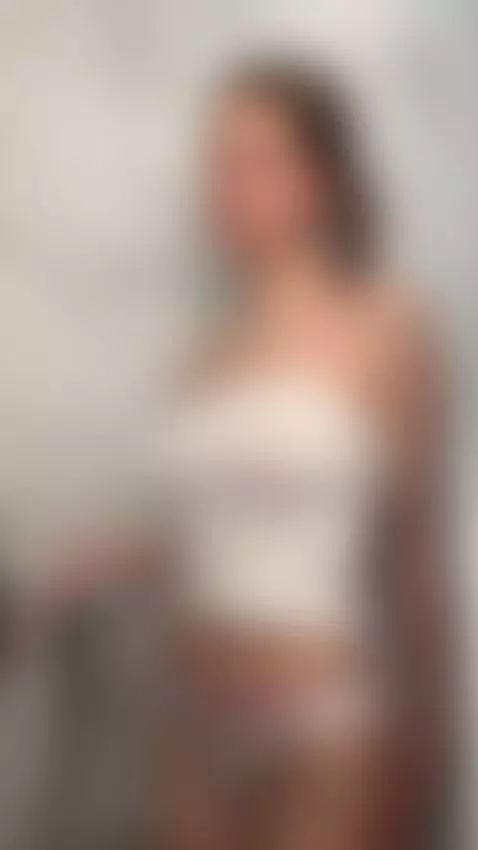 I think my body is in good enough shape to turn you on by lysabliss