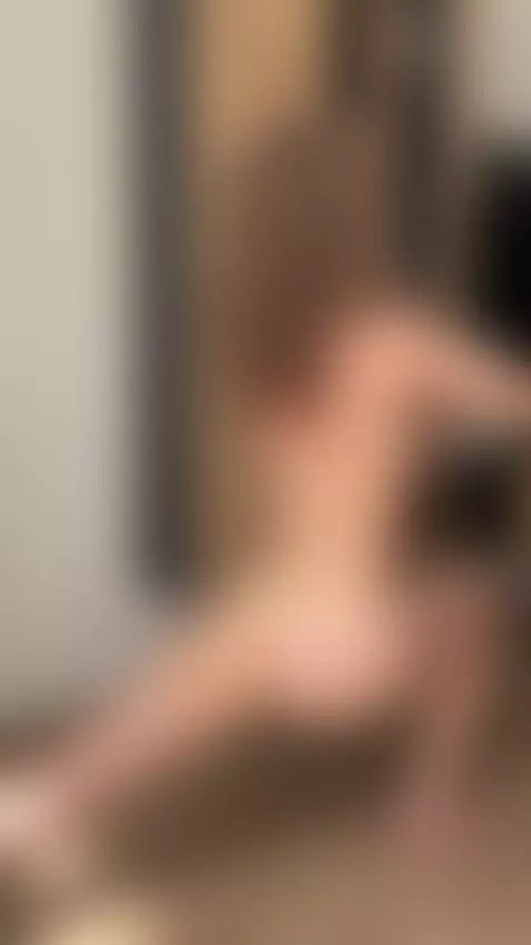 Began with showing off my ass and kept going until showing o... by lysabliss
