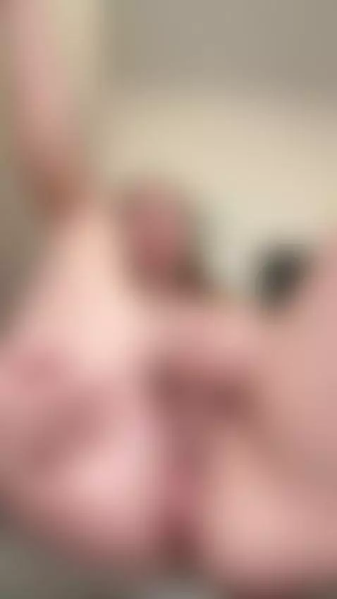 Babyface teen pink pussy lips so natural & silky smooth 😈 OF... by mirraglow