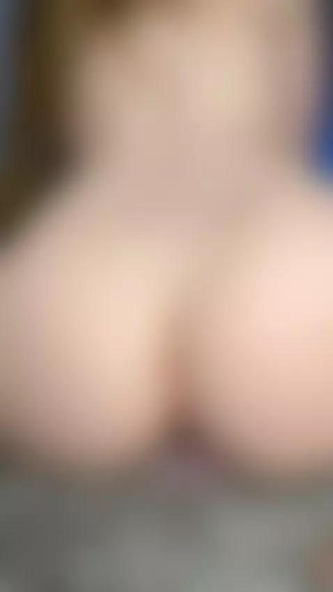 Sweet babyface teen plump natural pink lips spread wide 😻 On... by mirraglow