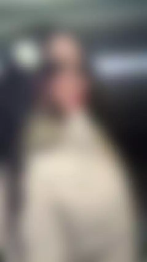 Too hot by karelysrose