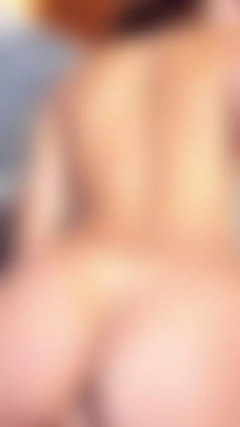 my ass bouncing on that huge white cock by zoeandmanson