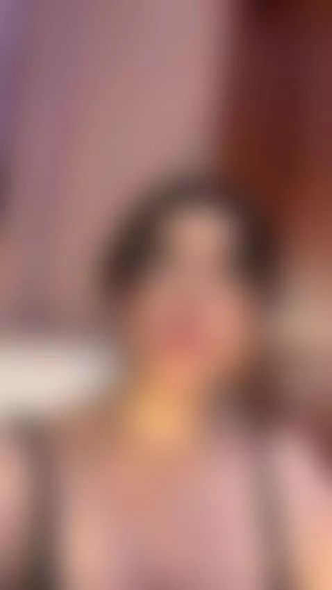 innocent smile, dangerous thoughts....❤️‍🔥 by valeriablythe