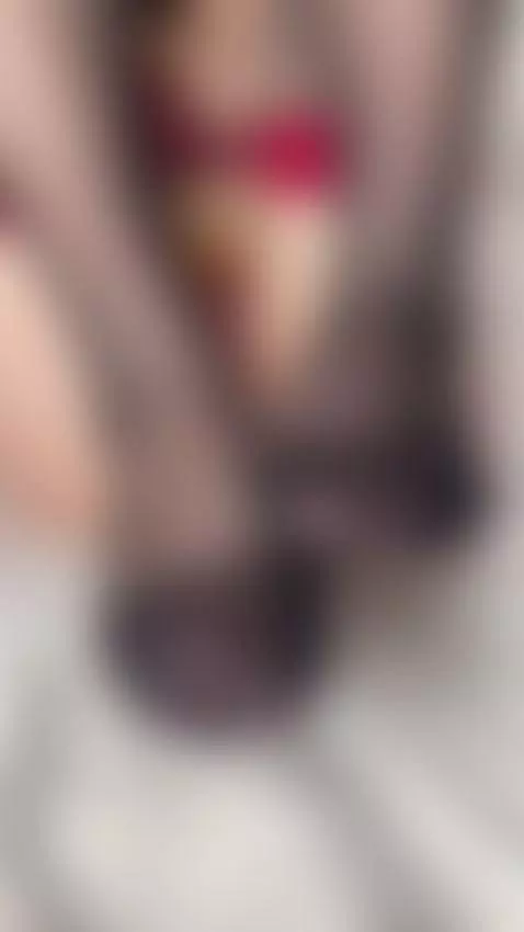 Curiosity looks good on you… click the link 💋 by juicybabyi